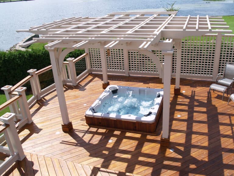 Deck and Pergola Builders in Toronto