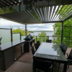 Outdoor kitchen in Burlington near Oakville