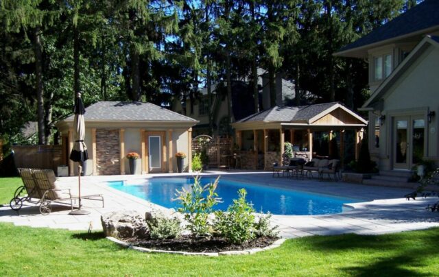 Pool cabana, Wasaga Beach Ontario — GardenStructure.com